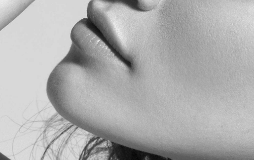 双下巴吸脂头套要戴多久(下颏脂肪抽吸效果